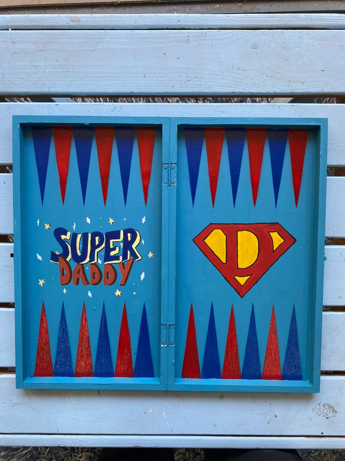 שני סמלים/דמויות פשוטות