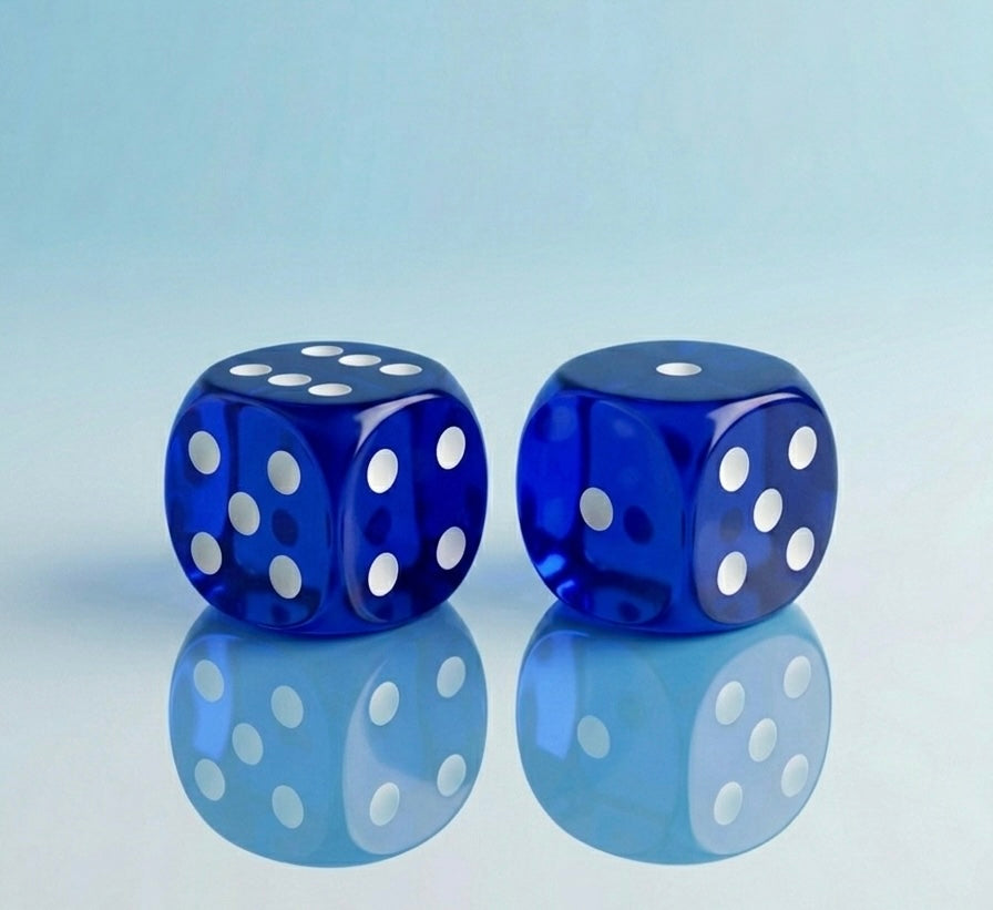 קוביות כחולות שקופות